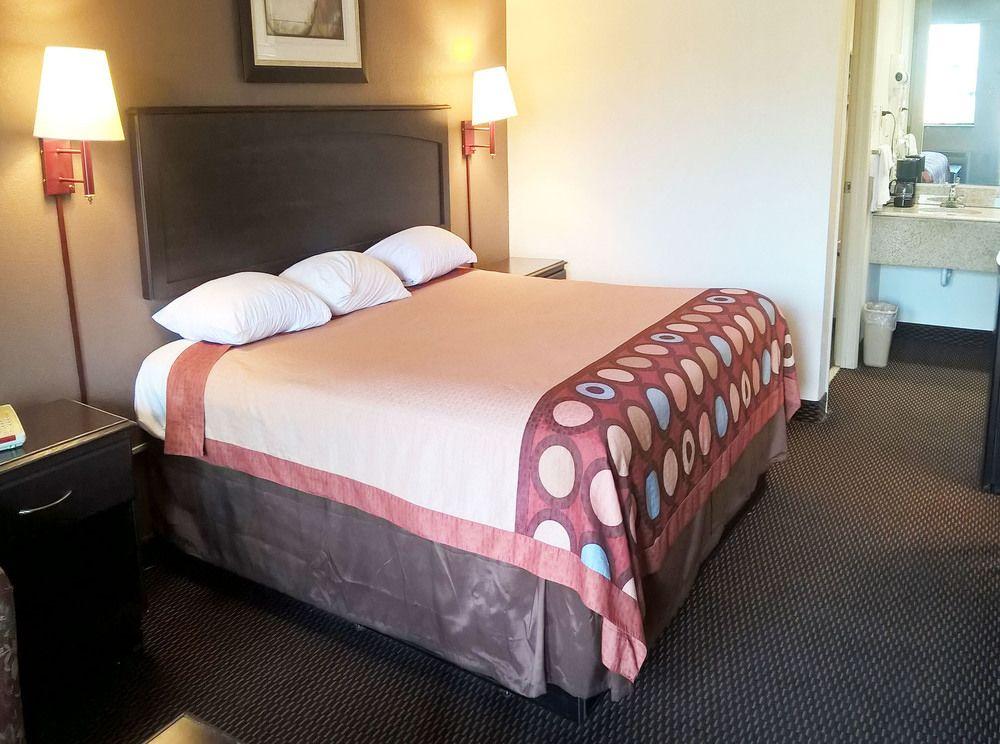 Rodeway Inn Richland Екстер'єр фото