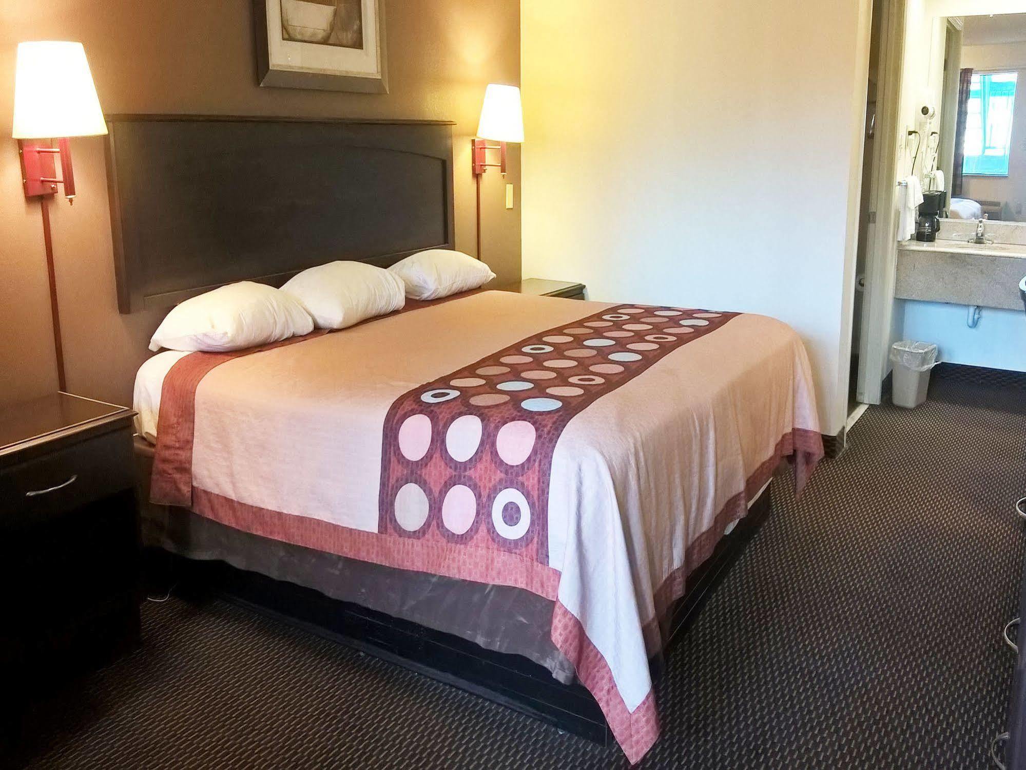 Rodeway Inn Richland Екстер'єр фото